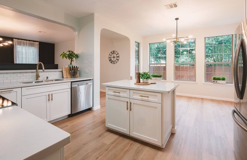 Georgetown Maison | Spacious & Serene 4 Bedroom Retreat in Charming Georgetown, Texas!