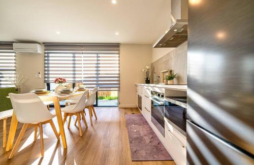 Riccarton Appartement | Spacious Serenity near Westfield Mall 6BR