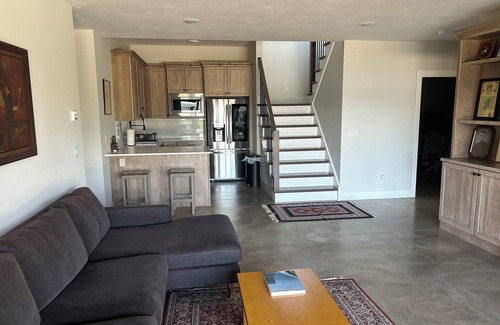 Skaneateles Maison | Spacious Skaneateles lakeview 5-bedroom house with AC, WiFi & views galore