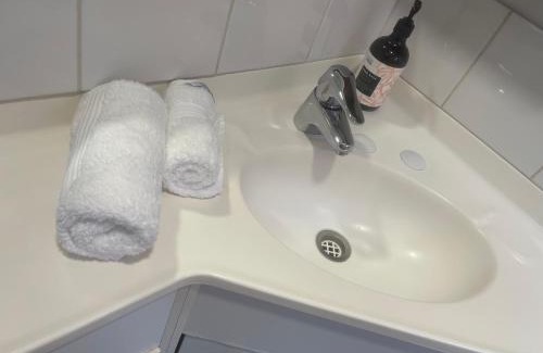 Rochedale South Appartement | Spacious studio unit