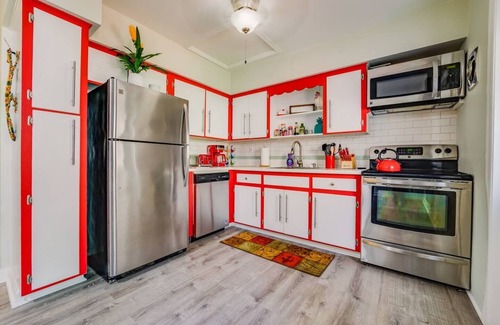 Coral Ridge Appartement | Spacious Studio w/Private Patio & Grill