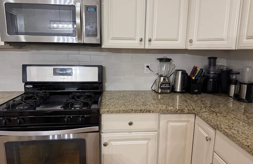 Montgomery Village Maison | Spacious & Stylish 3-BR Home with Modern Comforts in Montgomery Village