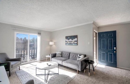 Midland Maison | Quiet 1BR in Heart of Midland