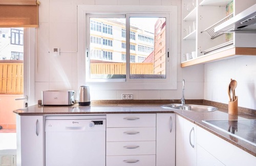 Sant Antoni Appartement | Appart spacieux avec terrasse 25m2 au centre-ville