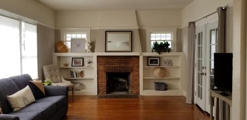 Piedmont Maison | Spacious, Sunny House in Berkeley/Oakland Rockridge