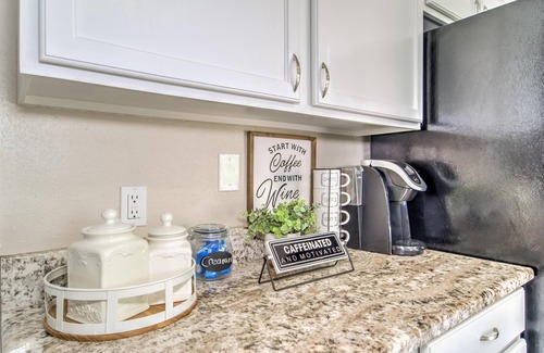 Spring Hill Maison | Spacious Sunshine Estate*Pool*Beaches*Near Springs
