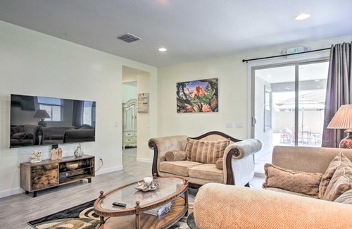 Surprise Maison | Spacious Surprise Home Near Sports Stadiums!