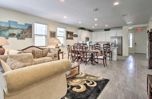 Surprise Maison | Spacious Surprise Home Near Sports Stadiums!