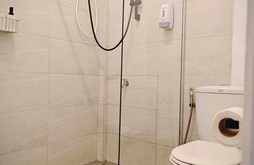 Chidlom Maison | Spacious 5-bedroom hotel with WiFi, AC in delightful Krung Thep Maha Nakhon