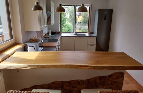 Bad Lobenstein Copropriété | Spacious Thuringian Sea vacation apartment with charm and lots of light