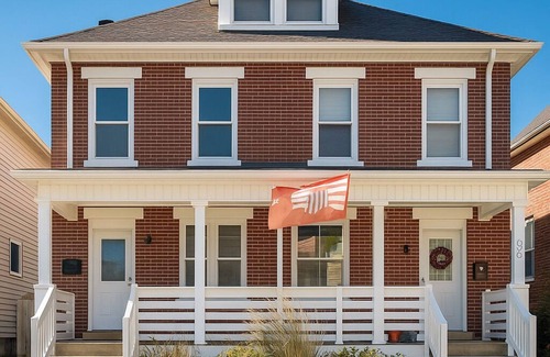 Livingston Park Maison | Spacious townhome near German Village 8 Beds