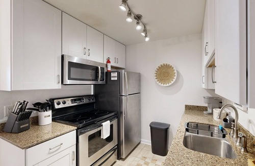 Tallahassee Maison | Spacious townhome with fenced yard, large patio, close to everything