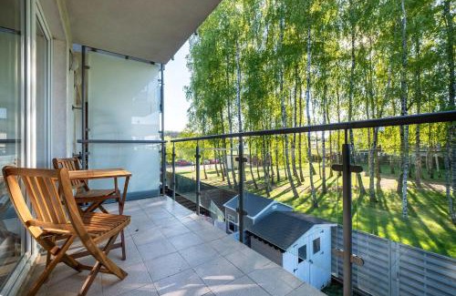 Kokoszki Appartement | Spacious Two-Bedroom Apartment with 2 Parking Spaces by Noclegi Renters