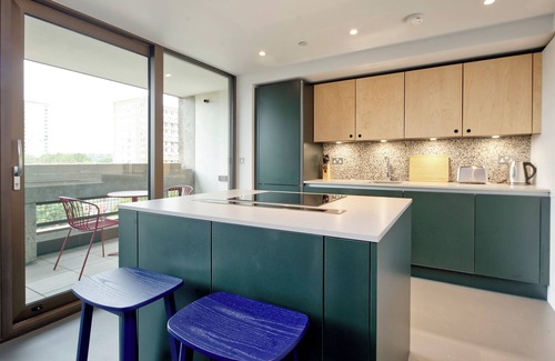 Poplar Appartement | Spacious two-bedroom home in East London