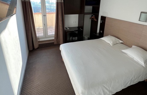 Sud Hôtel | Spacious Unit Close to Cezanne's Studio & Fondation Vasarely, Aix-en-Provence