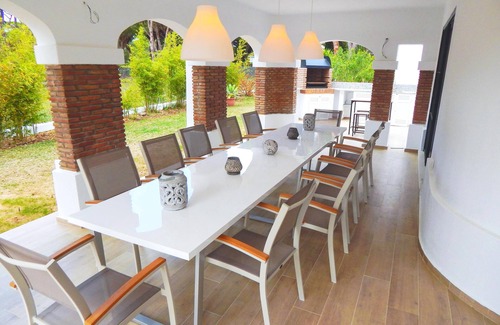 Cabo Roche Maison | Spacieuse Villa Australia à Roche pour 14 + X personnes avec piscine près de la plage
