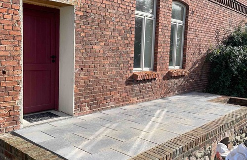 Ehmkenhagen Appartement | Spacious vacation apartment in a small, charming manor house!