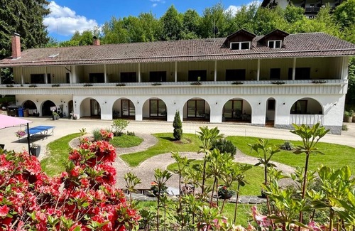 Frathau Appartement | Vrbo Property