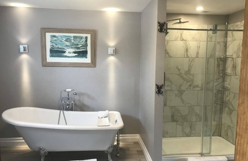 Glovertown Maison | Spacious Vacation Home - 5 min to Terra Nova National Park