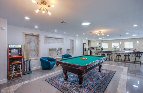 Spring Valley Villa | Spacious Vegas Villa Luxury w/ pool, games, courts - 15 min to LV Strip