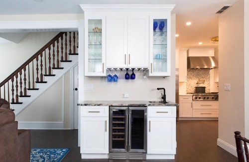 North End Appartement | Spacieux et charmant, victorien 6 BR pour les familles et les groupes de 18 personnes