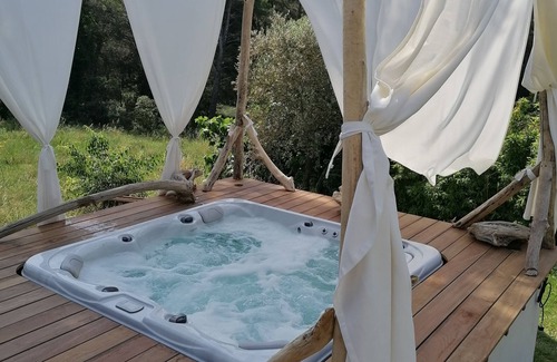 Pujaut Maison | SPACIEUSE VILLA RENOVE TRES COSY DE PLEIN PIED AVEC PISCINE ET SPA