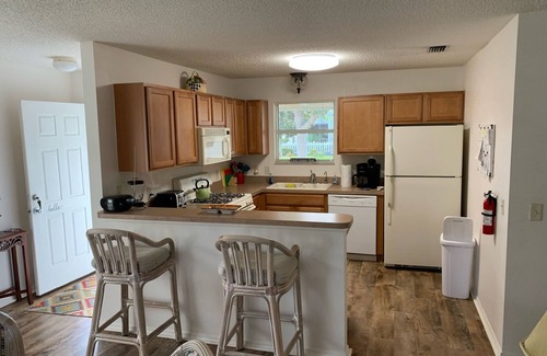 The Villages Maison | SPACIOUS VILLA WITH GOLF CART CLOSE TO LAKE SUMTER LANDING NO EXTRA GUEST FEES !