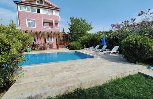 Sile Villa | Spacious Villa with a Heated Pool, Jacuzzi, 200 meter from the beach