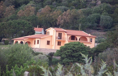 Viddalba Villa | Grande villa avec vue sur la mer et les montagnes pour une détente totale en toute liberté
