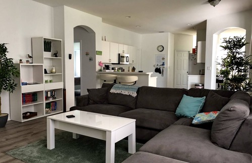 Beachwalk Isles Maison | Grande maison avec 4 chambres, 3 salles de bains et une piscine fantastique