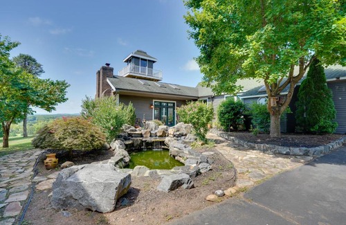 Tuscarora Maison | Spacious Virginia Retreat with Deck and Scenic Views!
