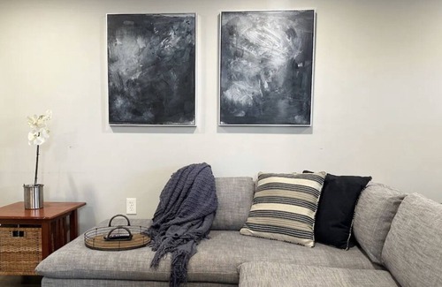 Danvers Appartement | Spacious Waterfront Studio 2mi from Downtown Salem