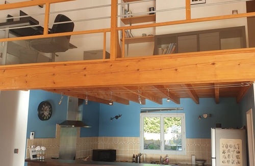 Carla-Bayle Maison | Maison spacieuse et chaleureuse face aux Pyrénées