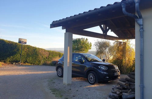 Carla-Bayle Maison | Maison spacieuse et chaleureuse face aux Pyrénées