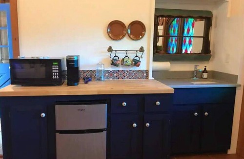 Conway Maison | Spanish studio located in the historic Hendrix College Addition