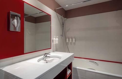 Le Bourg - Gare De Vaise Hôtel | Hotel Lyon Ouest