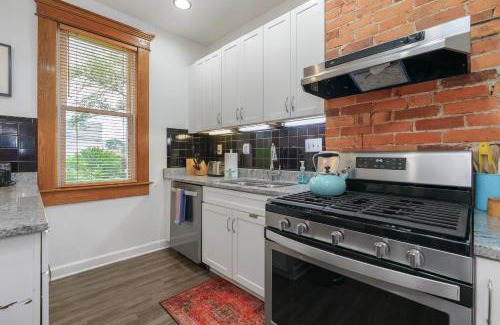 Weinland Park Maison | Sparkling 3BR Remodeled Walk to Campus Short North