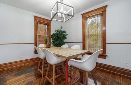 Weinland Park Maison | Sparkling 3BR Remodeled Walk to Campus Short North