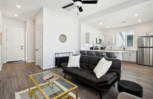 Sundance Appartement | Sparkling Modern Home in Buckeye with Pool,BBQ