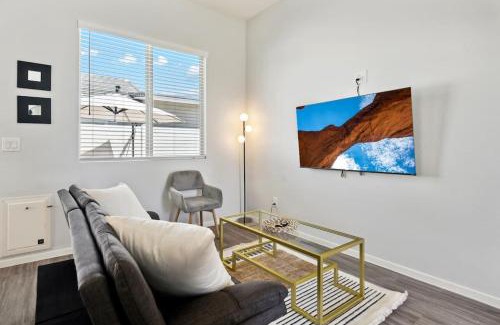 Sundance Appartement | Sparkling Modern Home in Buckeye with Pool,BBQ
