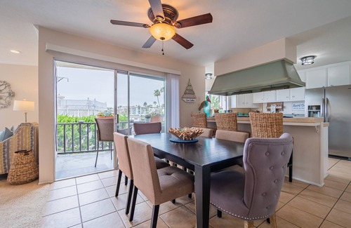 San Clemente Copropriété | Vue sur l'océan étincelant, à 3 min à pied de la plage, de la jetée, du centre-ville, de 3 patios, de l'air central