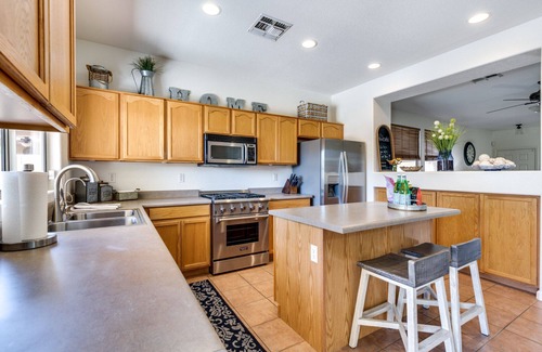 Sunrise Maison | Sparkling Pool Near The Wigwam, Spring Training, State Farm Stadium!