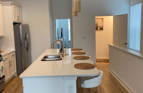 Fernandina Beach Maison | Sparkling Townhouse Near Historic Downtown Fernandina Beach & Amelia Island