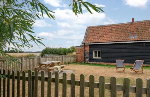Ipswich Maison | Sparrows Nest