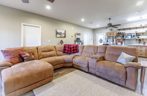 Moundville Maison | Spartan Retreat GameDays and fishing!