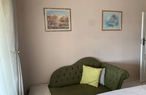 Nyanga Maison | Special Home close to majority of activities in Nyanga as well as the town.