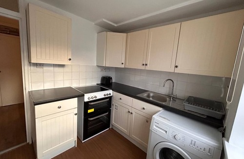 Whalebone Appartement | Specious 1 Bed flat in east London with Parking and free wifi