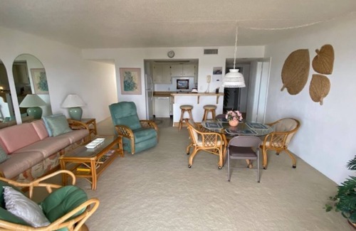Glenwood Copropriété | SPECTACUALR OCEAN AND POOL VIEW ORMOND BEACH FLORIDA CONDOMINIUM
