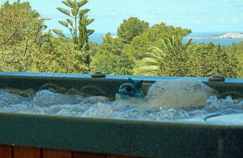 Sant Antoni de Portmany Villa | Villa in Cala Salada, Nr. San Antonio, Ibiza, .Sleeps 8 (4 Bedrooms)