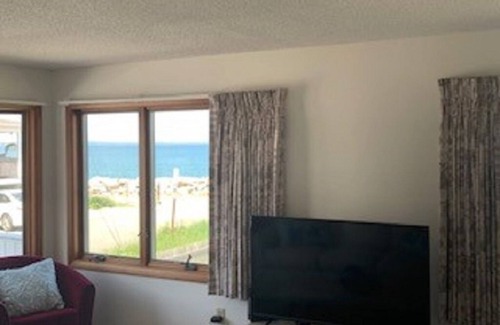 Southern Coast Maison | Spectacular Beach House on beautiful 7 mile beach